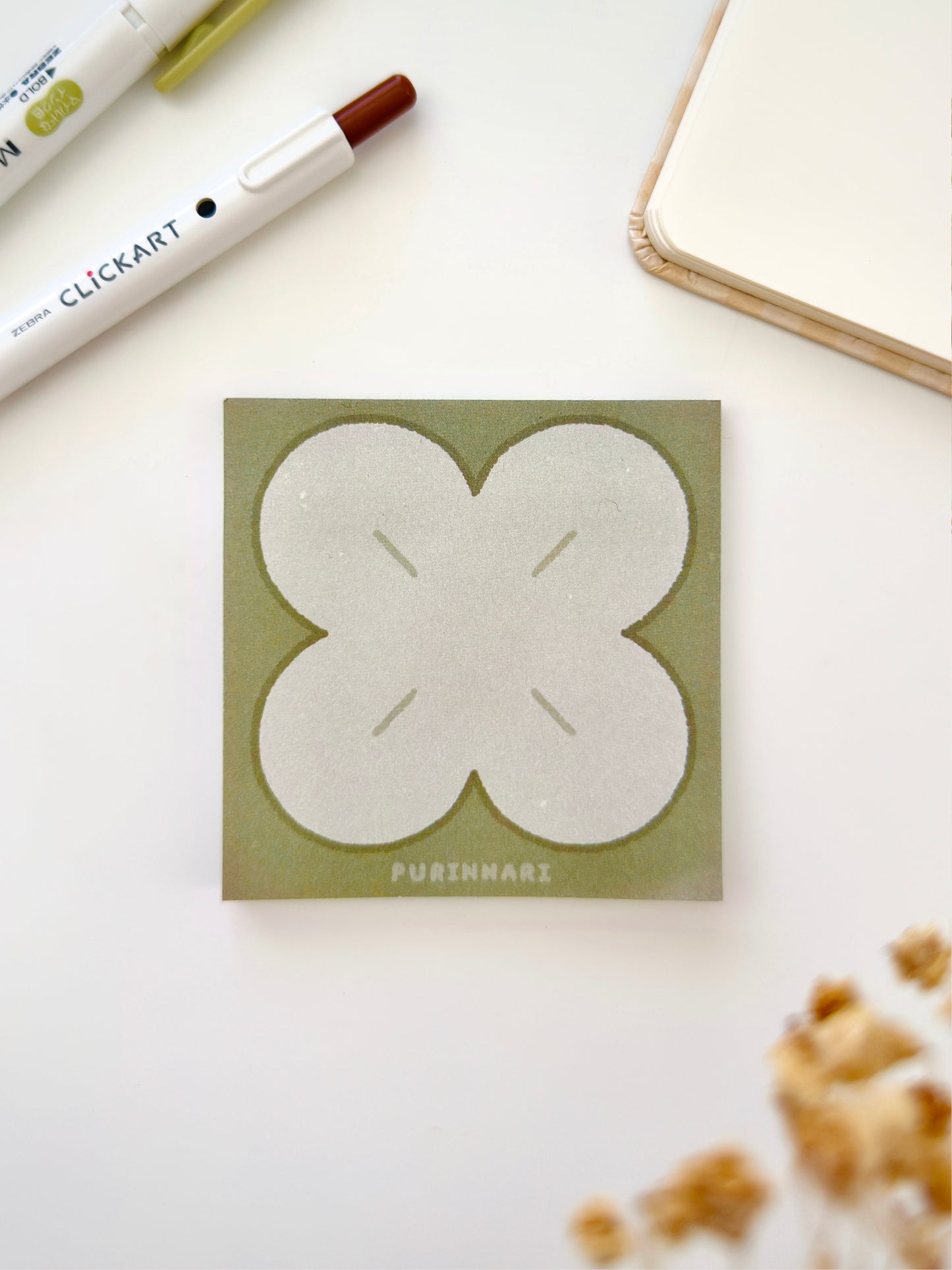 Lucky Clover Sticky Note