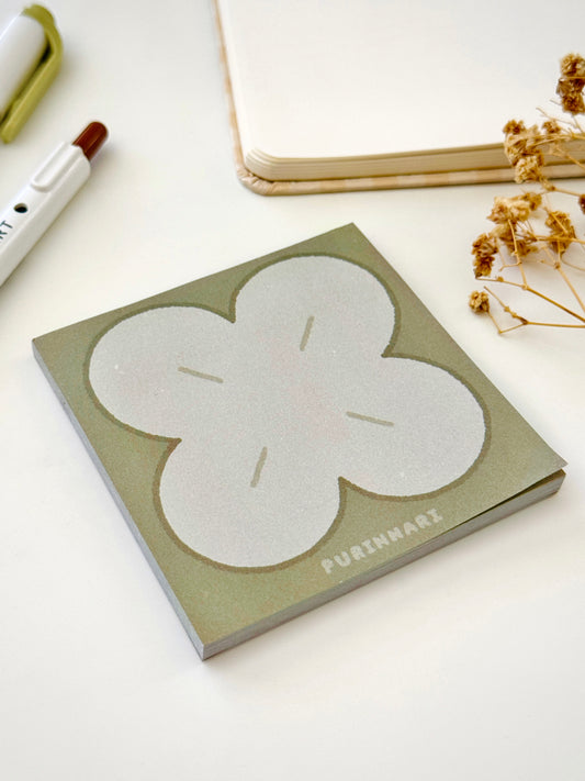 Lucky Clover Sticky Note